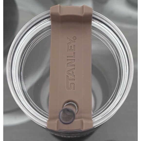 Stanley Adventure Quencher 30oz Tumbler- COAL - Picture 3 of 4